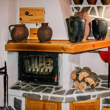 Renovated Overlooking The Pirin Mountains 빌라 Delchevo